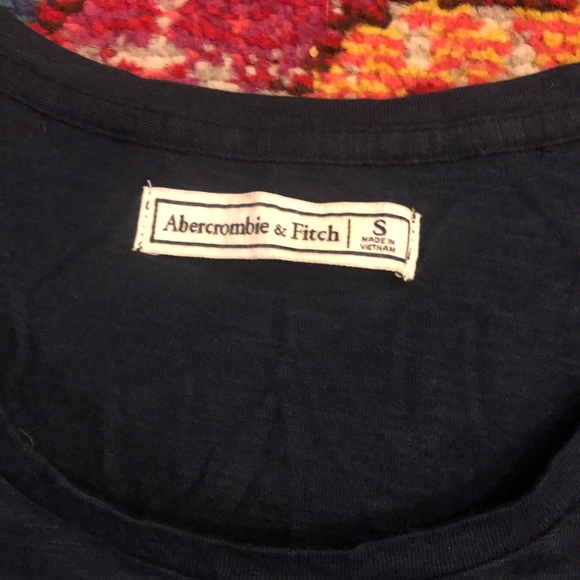 Abercrombie & Fitch Navy Sleeveless Muscle Tank - Picture 2 of 2